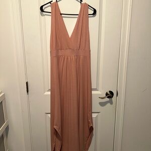 Elegant Sleeveless V-Neck Dress - Pink